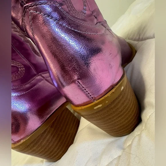 Metallic Purple Western Boots - Picture 5 of 10